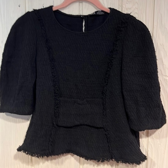 𝅺trf ZARA BLACK SHORT TOP WITH FRINGE SIZE SMALL - Picture 1 of 9